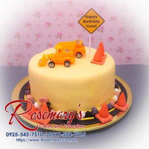 1 layer construction themed cake by Rosemary's Cakes, features bright yellow colors and delicious details. Contact: 0917-598-9215.