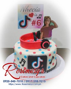 Delicious 1-layer TikTok-themed cake with vibrant decorations. Perfect for birthdays and celebrations! Order yours from Rosemary's Cakes: 0925-545-7510.