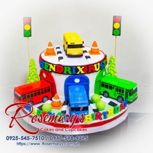 Delicious school bus themed cake by Rosemary's Cakes, perfect for celebrations. Contact: 0917-598-9215.